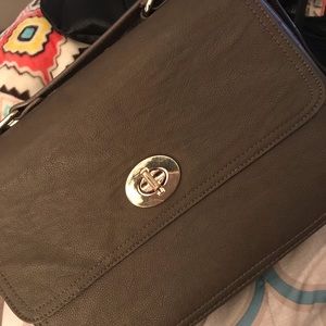 Oliver cross body purse